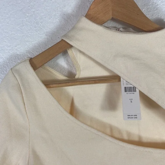 New nwt Anthropologie cream cutout detail top S - Picture 2 of 7